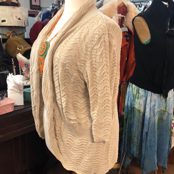Willow Bay - cotton/rayon crochet knit cardigan- shawl collar, rounded hem 2X - Picture 2 of 8